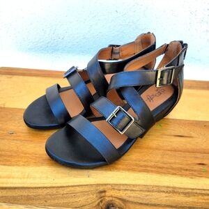 Euro Soft Vegan Leather Wedge Sandals Size 6.5